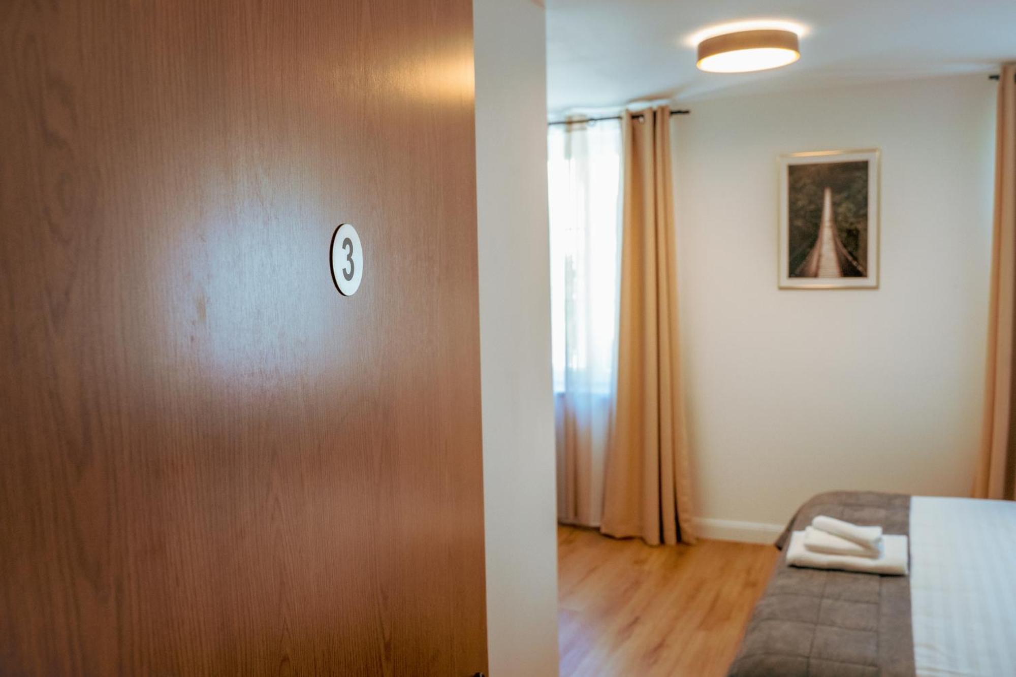 Landhotel Engel & Kreuz ガッゲナウ エクステリア 写真